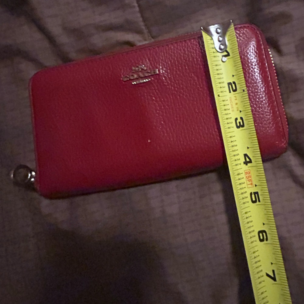 Coach Zip Wallet - Picture 4 of 14